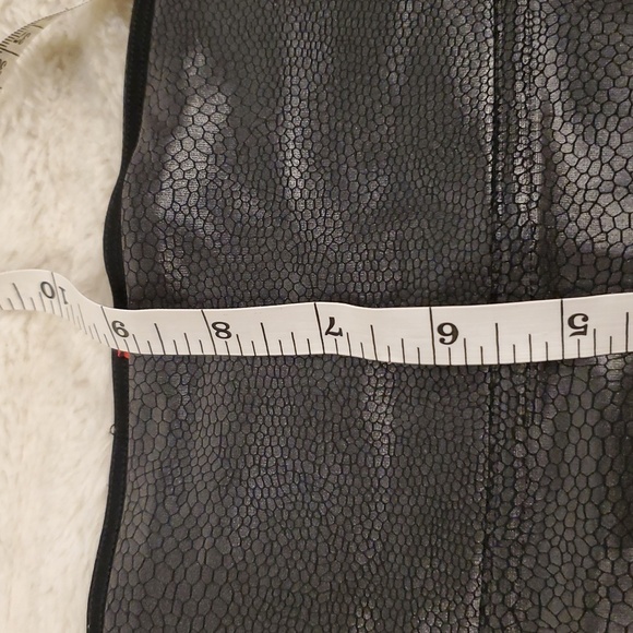 Spanx Faux Croc Legging XS - Picture 12 of 13